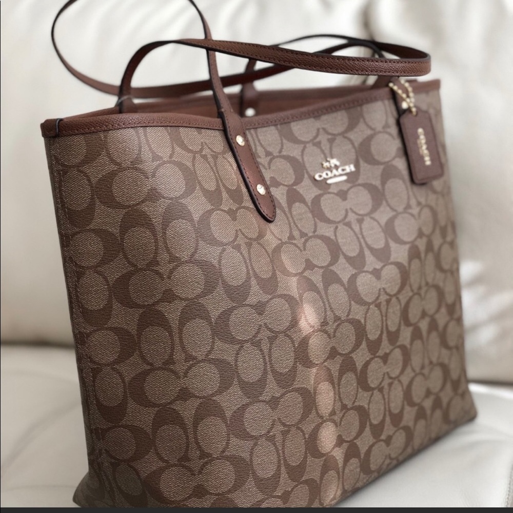 Coach Signature City Tote
